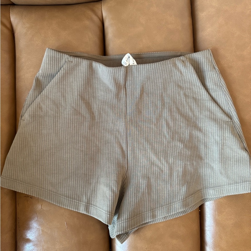 Lululemon Green Ribbed Shorts
